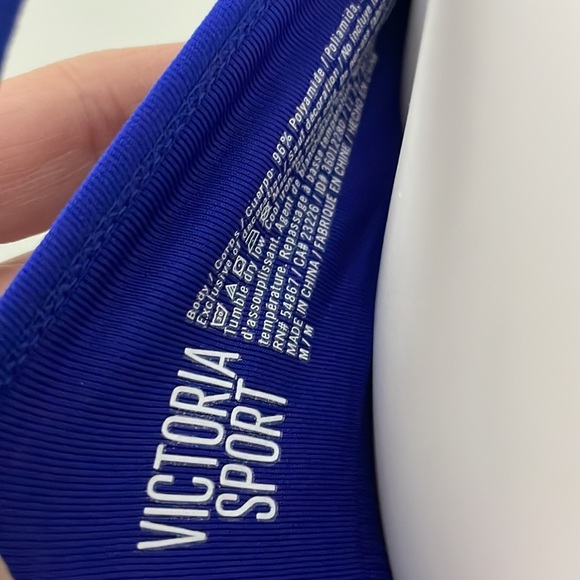 Victoria’s Secret Sport Cobalt Blue Strappy Cage Front Cutout Sports Bra medium - Picture 4 of 4